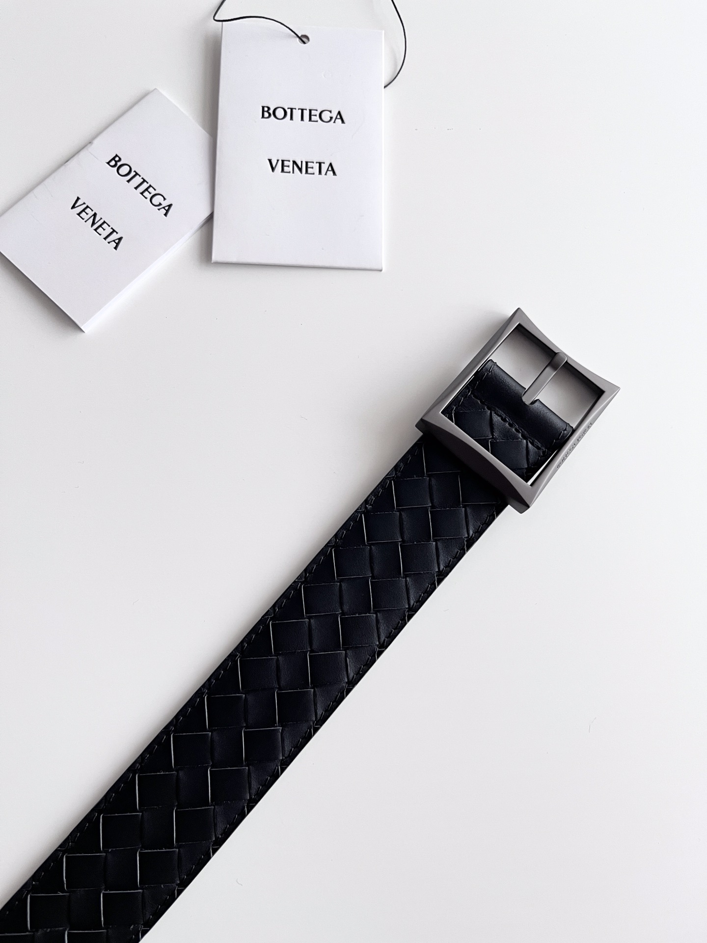 Bottega Veneta intreccio woven cowhide double-sided waistband with a width of 3.5cm