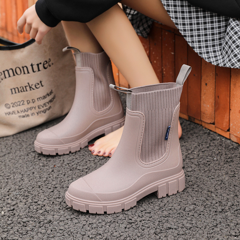 👢👢Women's soft-soled waterproof boots (Flash Sale - 50% Off)