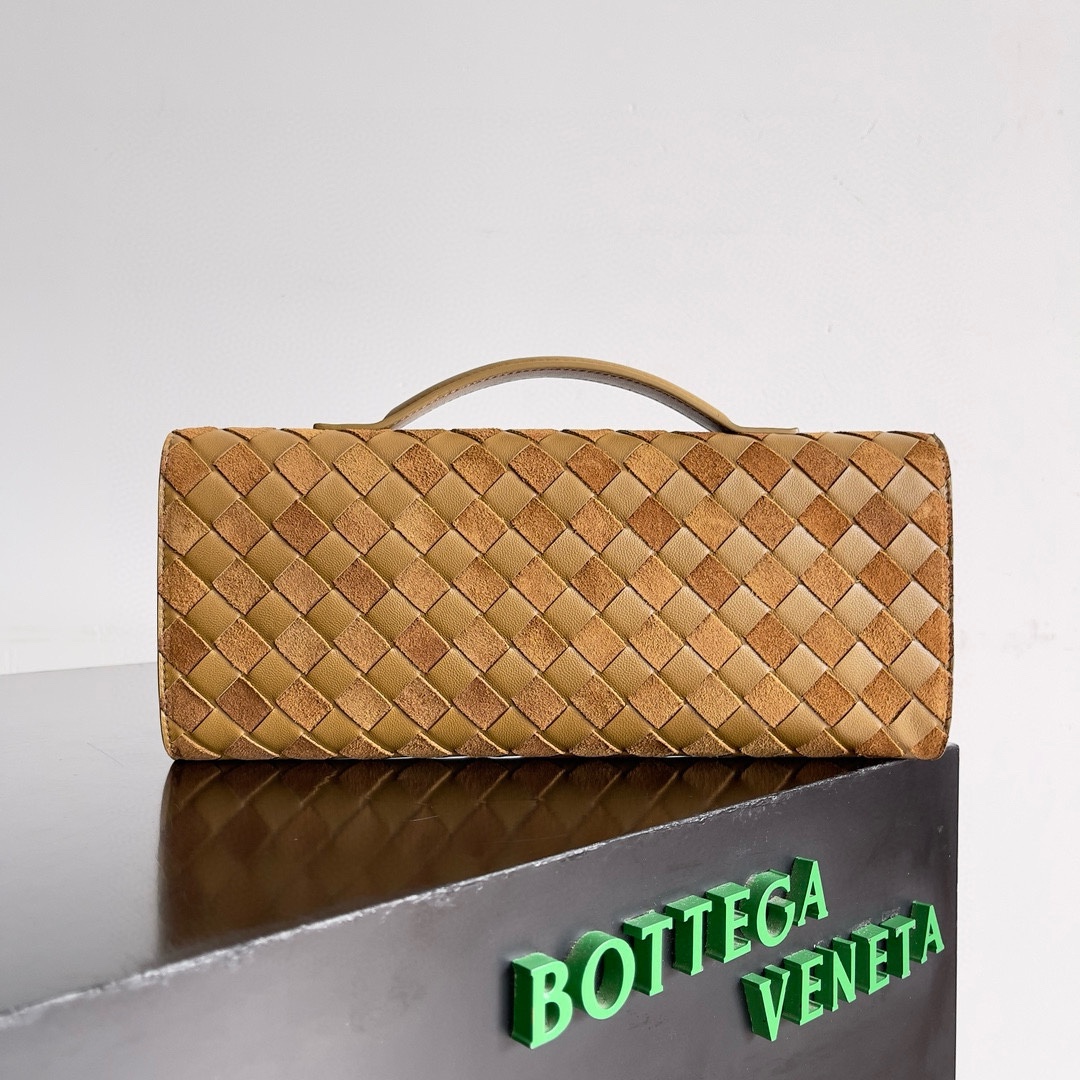 Bottega Veneta Andiamo Evening Clutch 741511