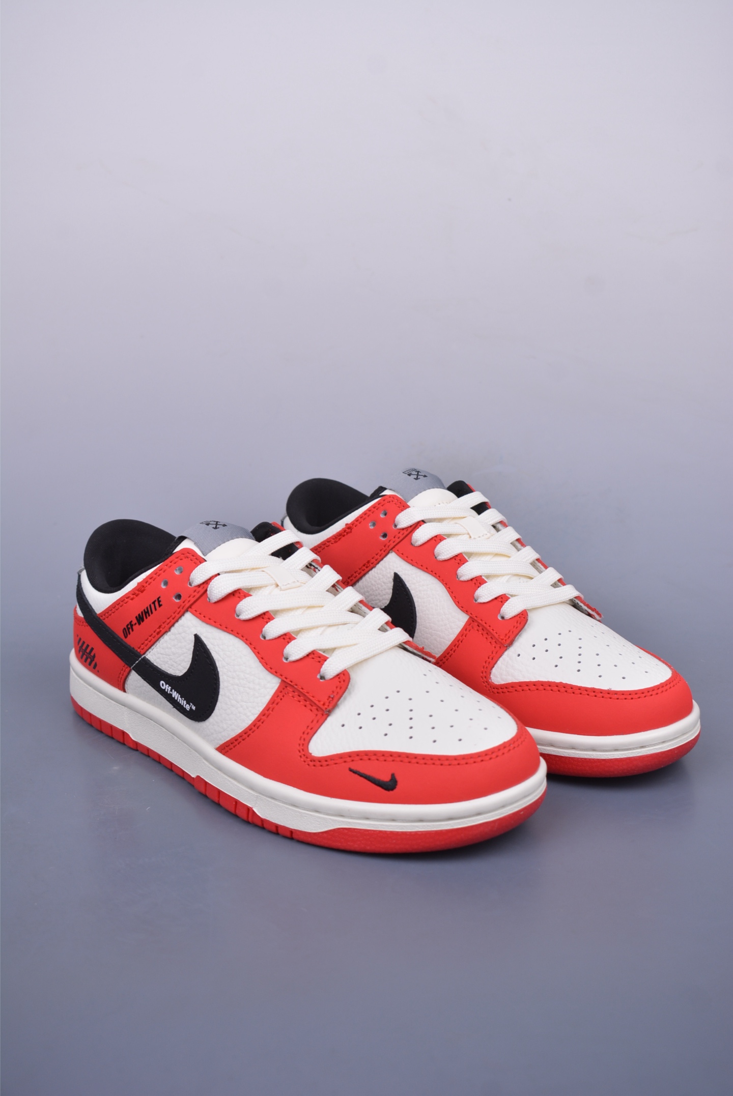 OFF-WHITE x Nike SB Dunk Low sneakers Red, White and Black XY2026-159