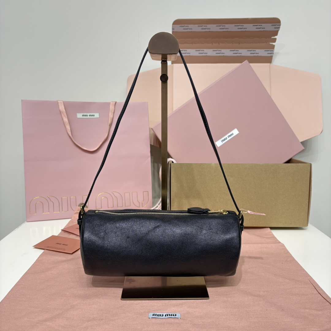 Miu Miu small bag 5NE851