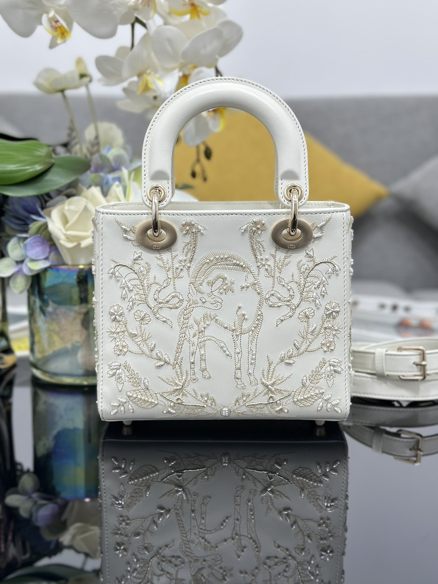 Dior Lady Dior four-grid embroidered unicorn beads Lady Dior bag M0538