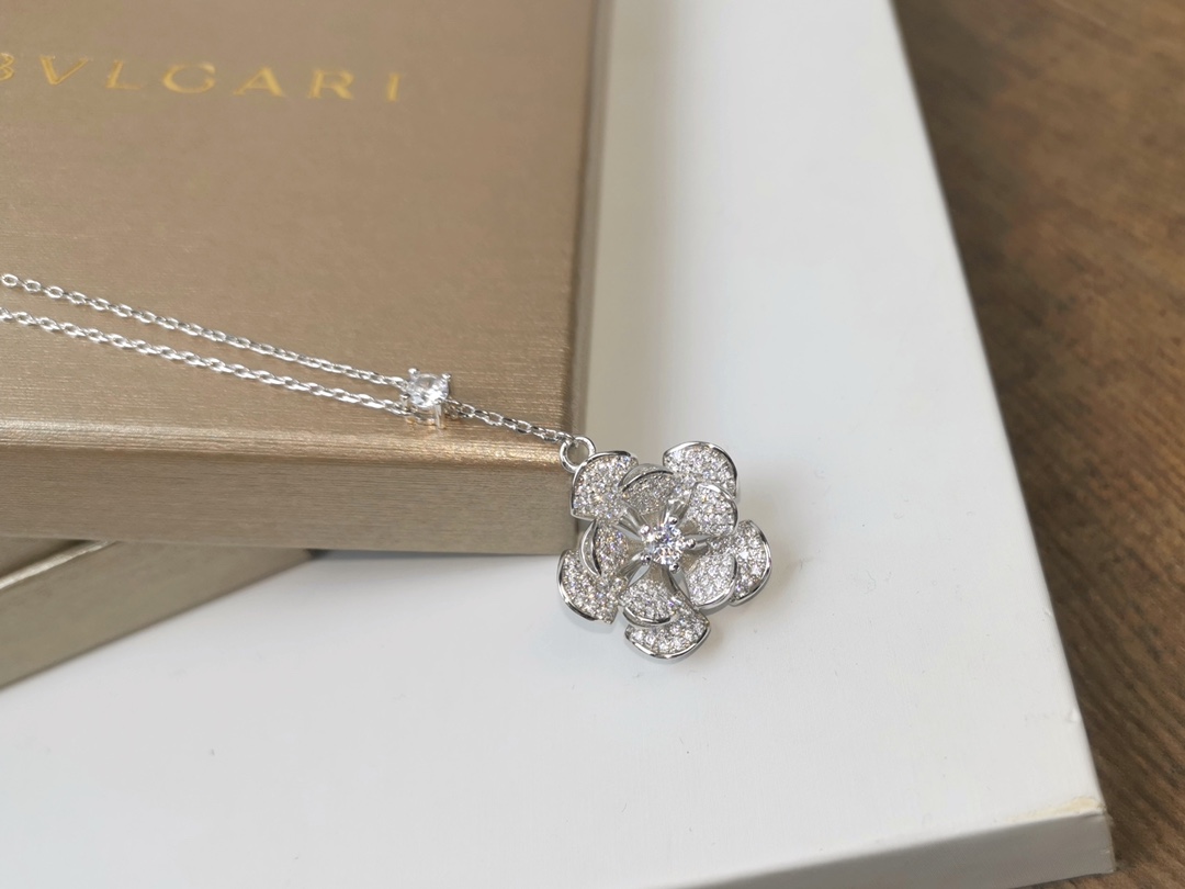 Bulgari rotating diamond flower necklace