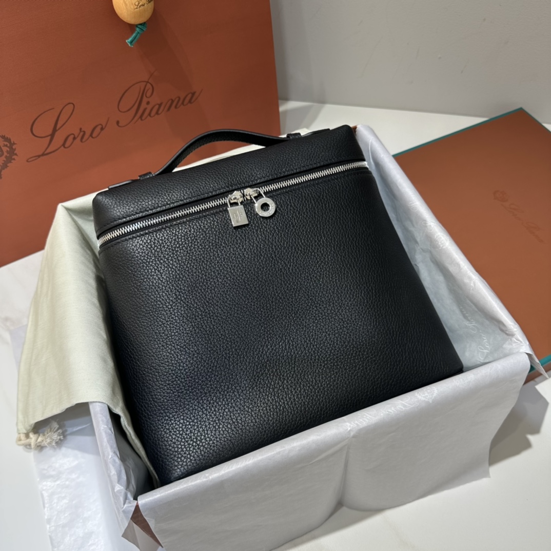 Loro Piana Extra pocket L23.5 backpack
