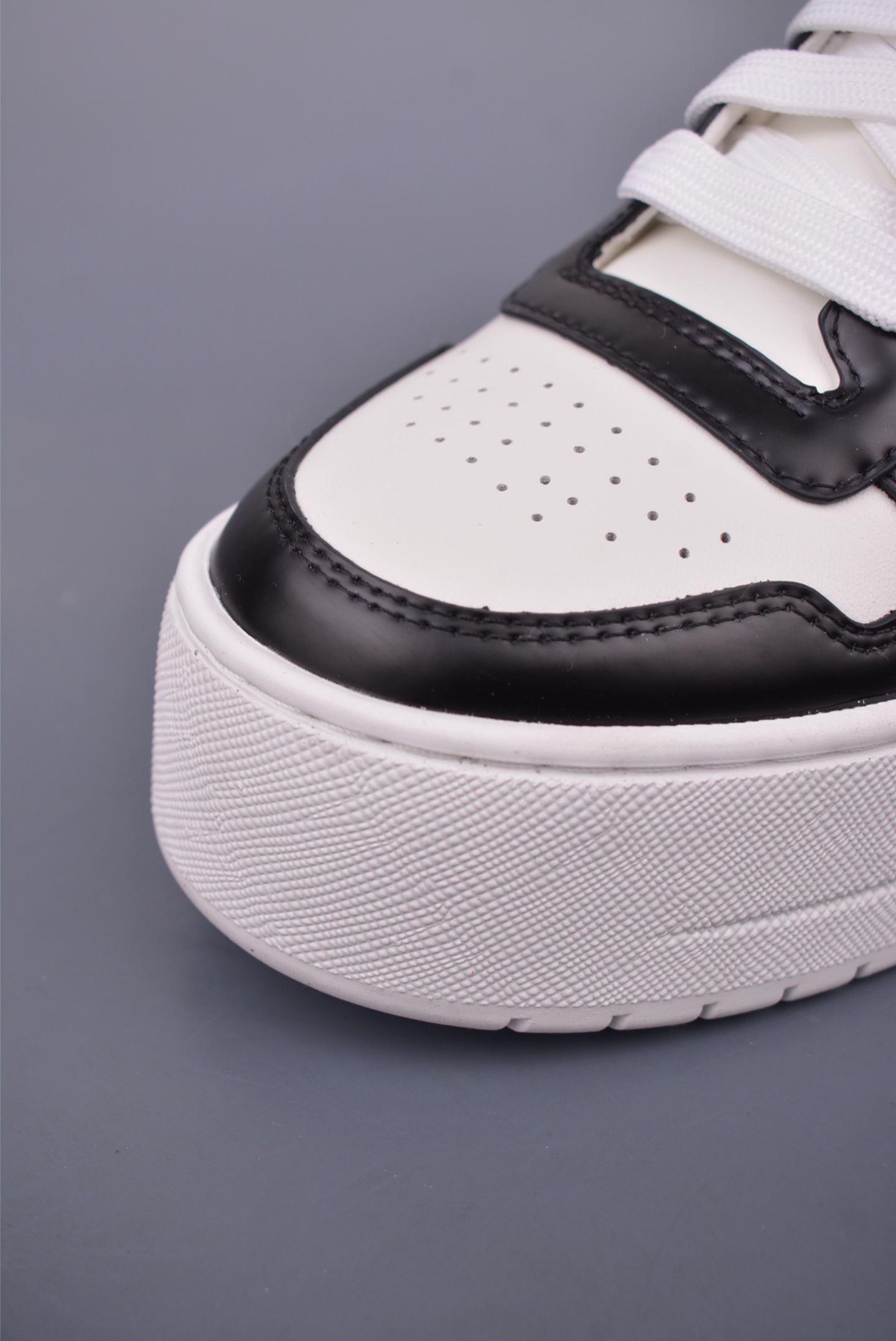 Prada Downtown Bold series thick-soled casual shoes black and white 1E792M_3LPG_F0P09_F_050