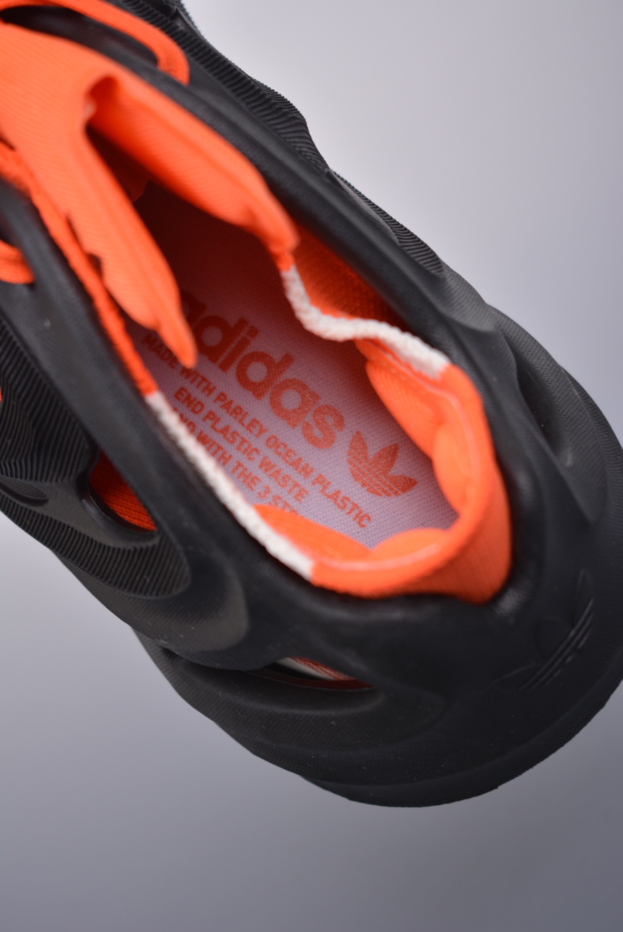 Adidas adiFOM Q Black Orange HP6581
