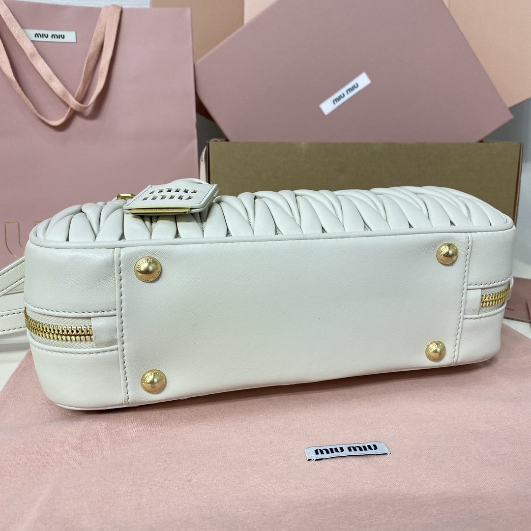 Miu Miu Wander Small Bag 5BC125