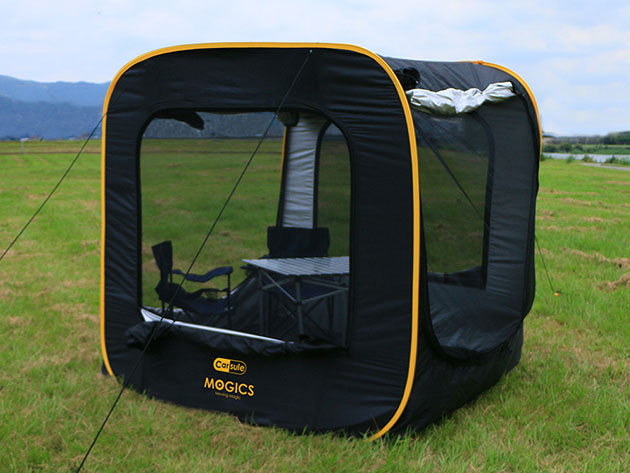 Instant Pop-Up Car Tent Attaches To The Tailgate Of Your SUV or Minivan