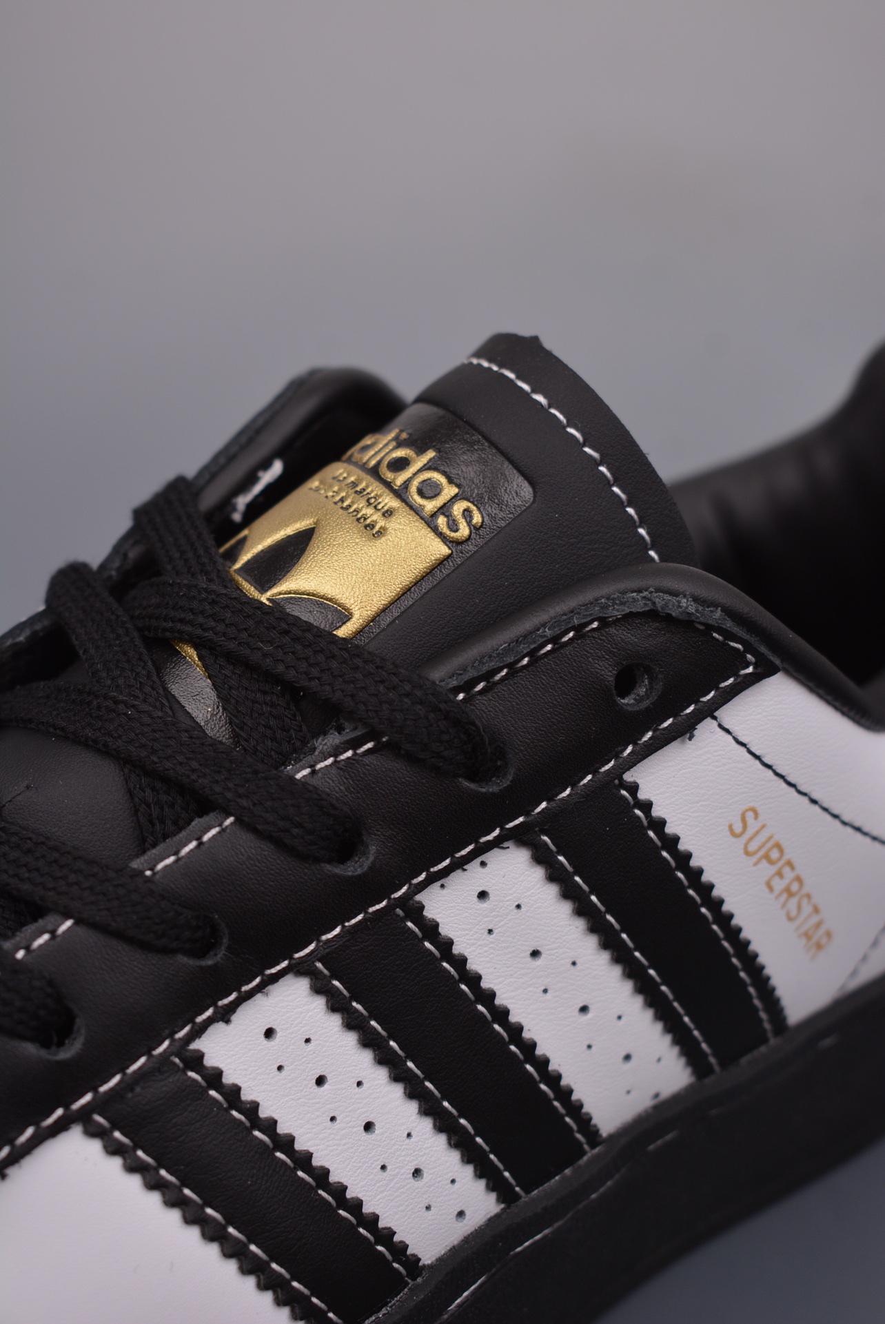 Adidas Originals Superstar XLG Leather Black and White IE8409