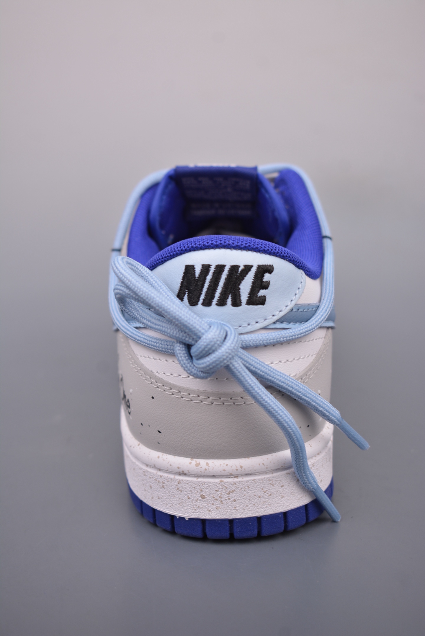 Nike SB Dunk Low Sneakers Ink Dye DV0833-103