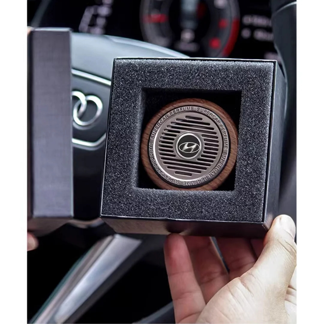 Walnut Aromatherapy Pendant Long-lasting Light Fragrance Car Diffuser Pendant High-end