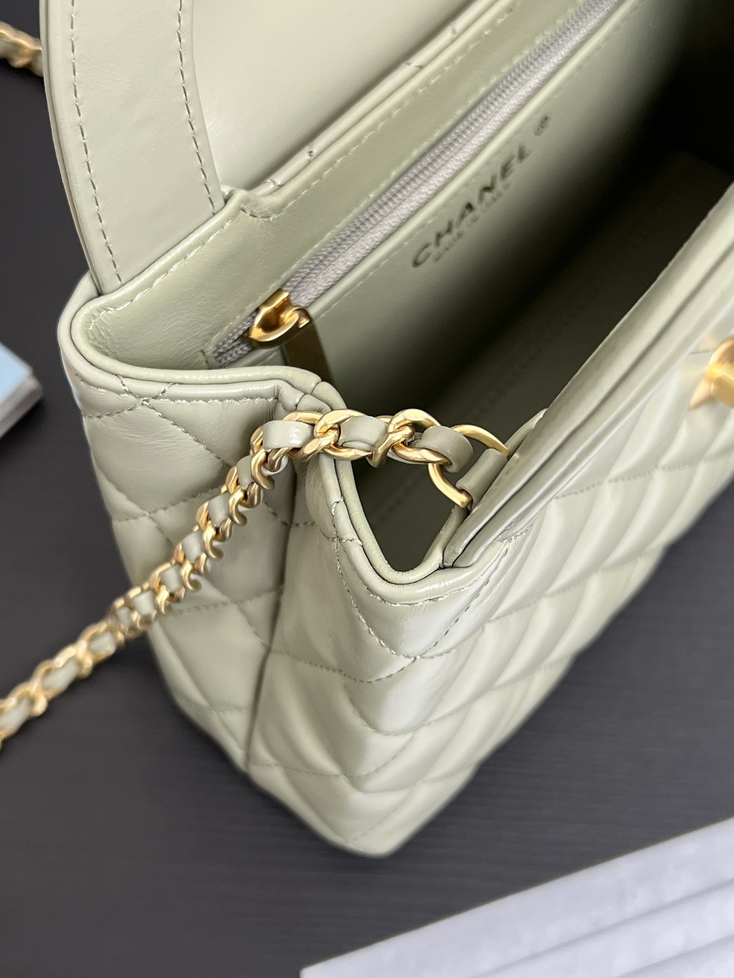 Chanel 25c large kelly diamond handbag 99300