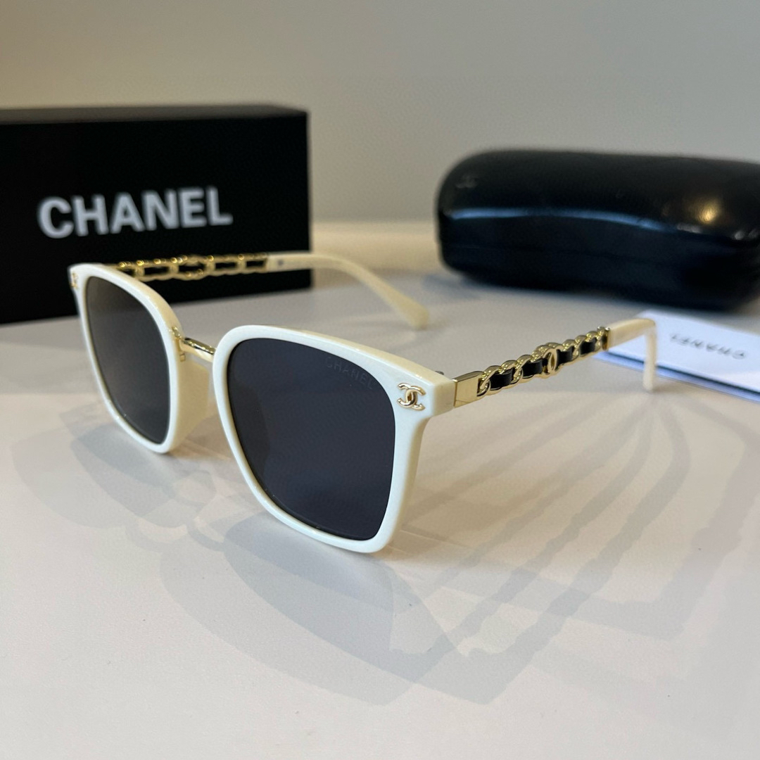Chanel round frame sunglasses