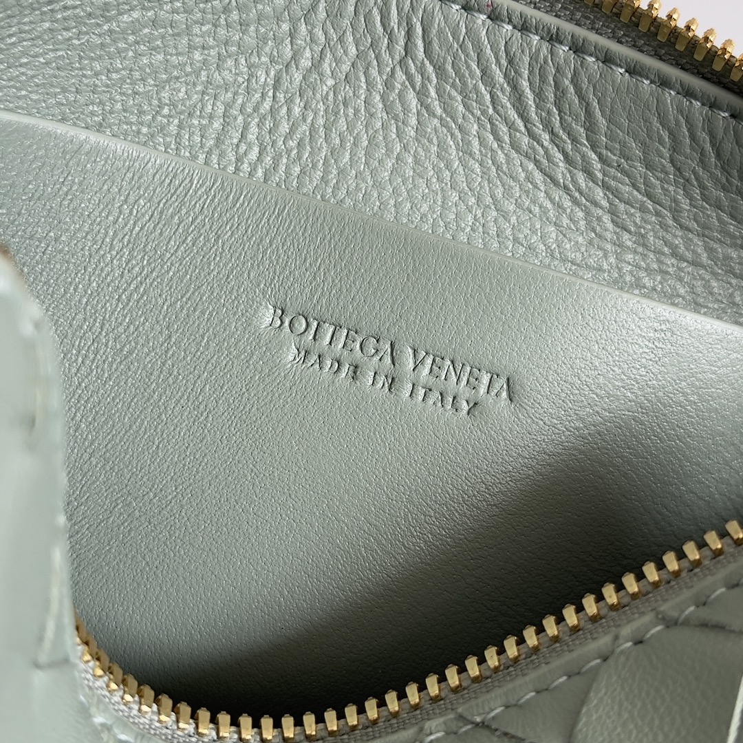 Bottega Veneta Concert Pouch Mini Bag 794258