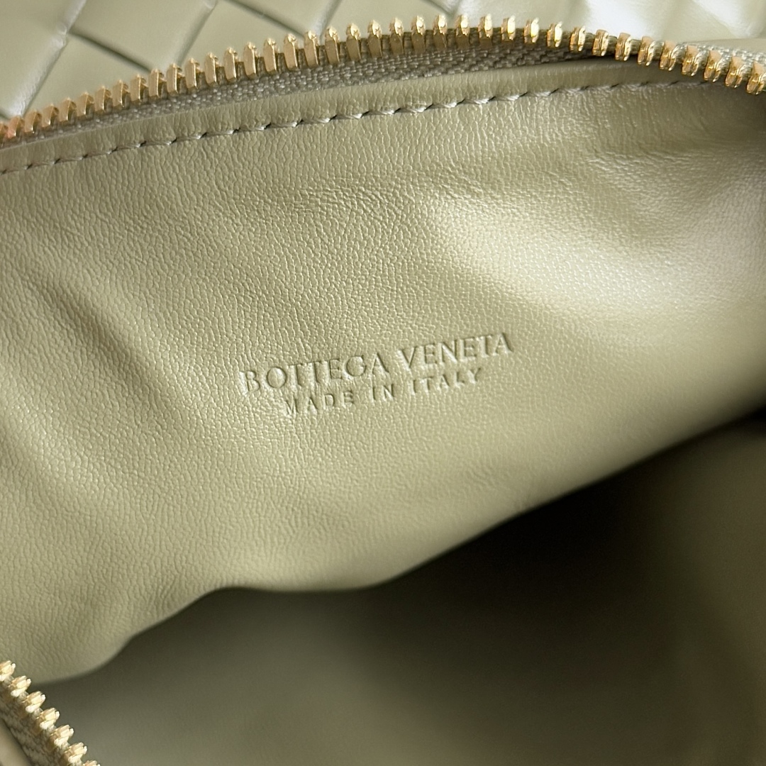 Bottega Veneta Year of the Snake Limited Edition Wallace Handbag 754443
