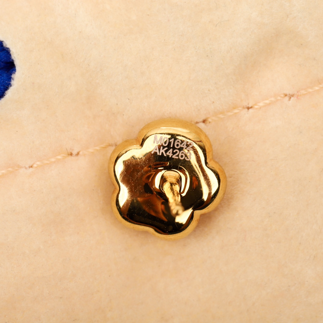 Louis Vuitton Flower Earrings