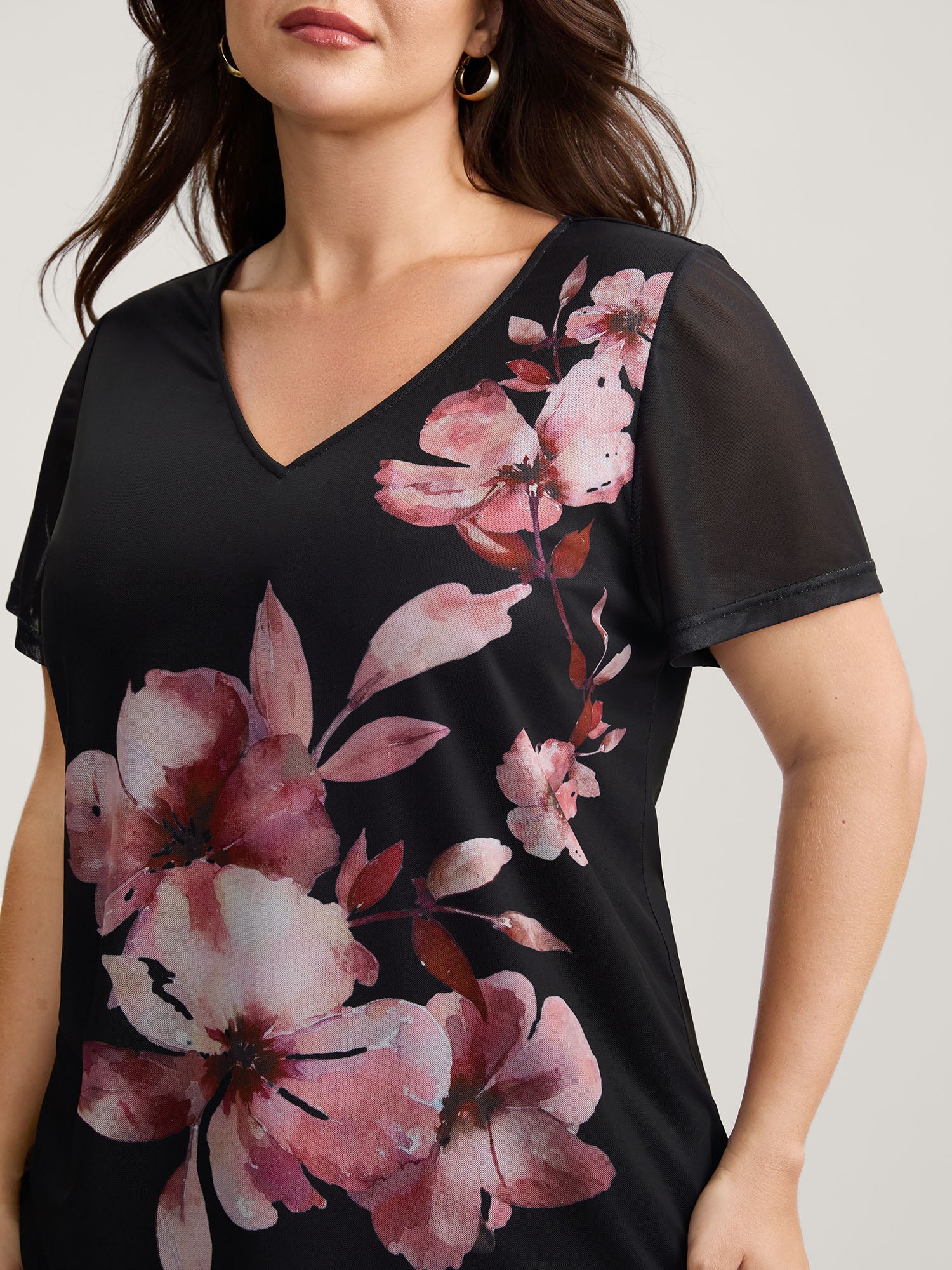 Romantic Floral Motif Sheer Knit T-Shirt