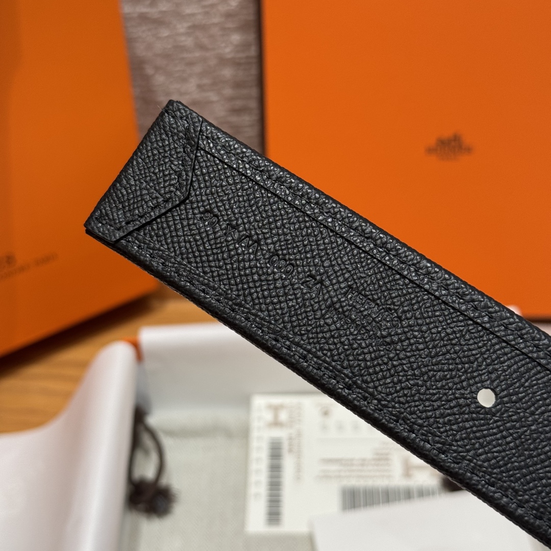 Hermès Half Cod Riviera double-faced leather belt, 3.8cm wide