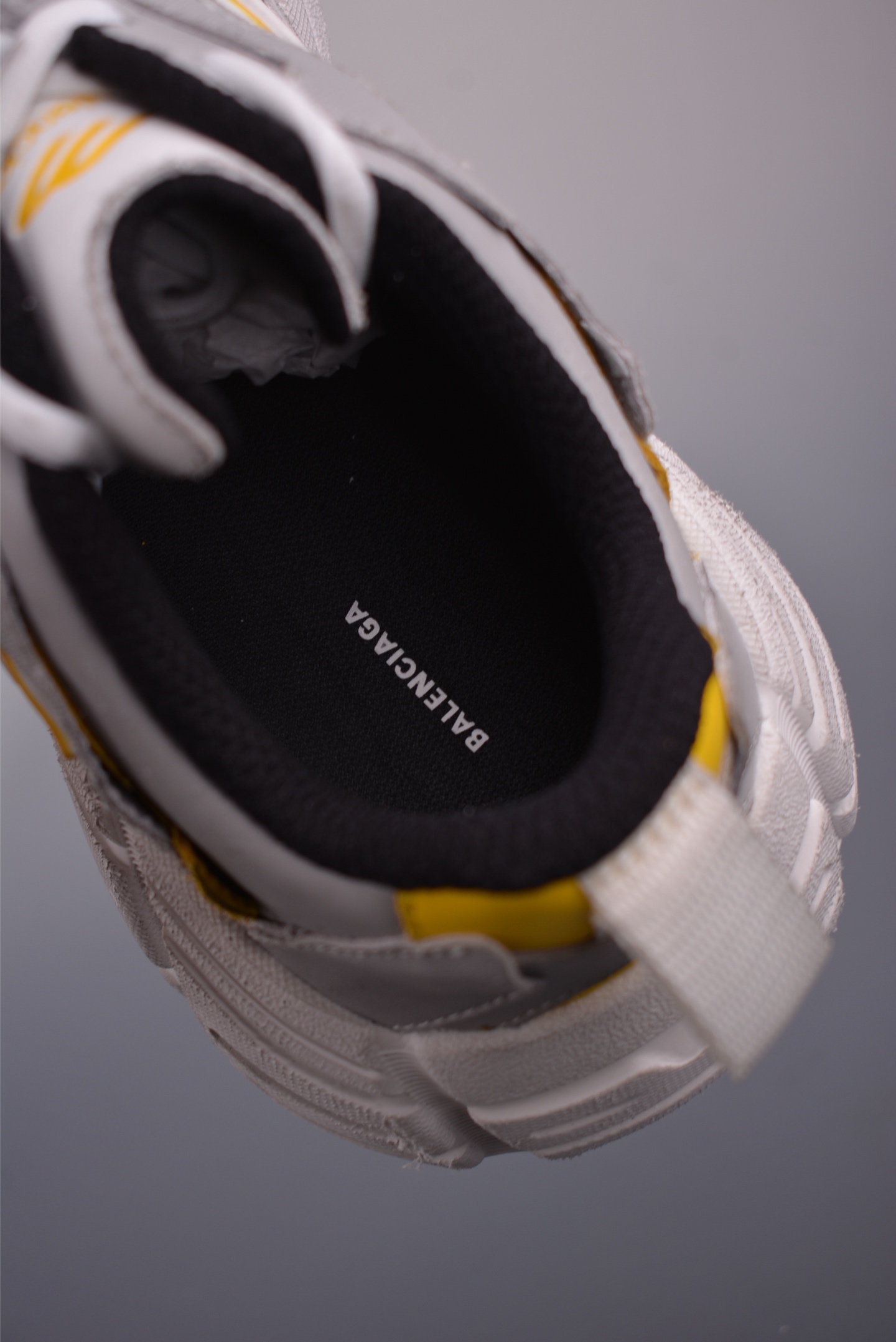 BALENCIAGA Monday Sneaker 