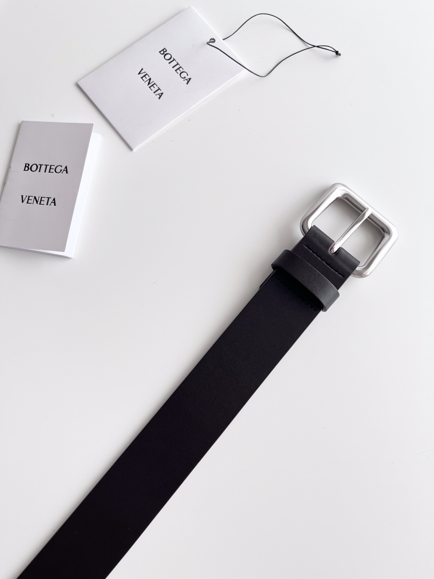 Bottega Veneta vintage pin buckle cowhide double-sided belt 3.5cm wide