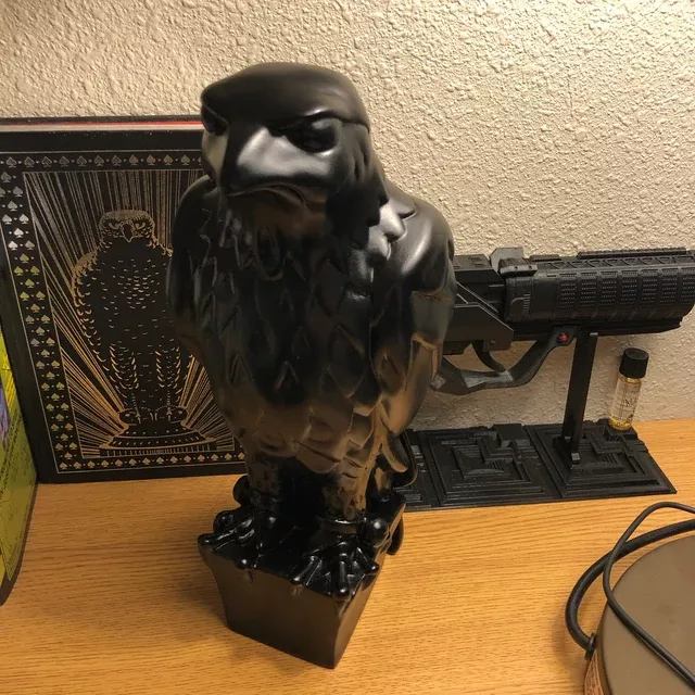 THE MALTESE FALCON STATUE PROP WITH SECRET COMPARTMENT