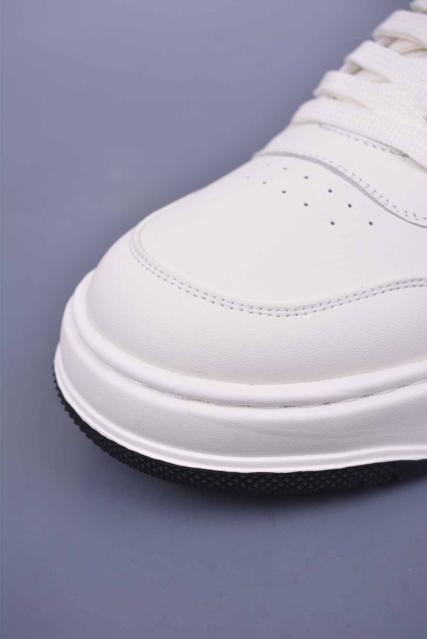 Prada PRAX 01 Triangle Logo Leather Sneakers Triangle Series Sports Shoes White Black 3D937M