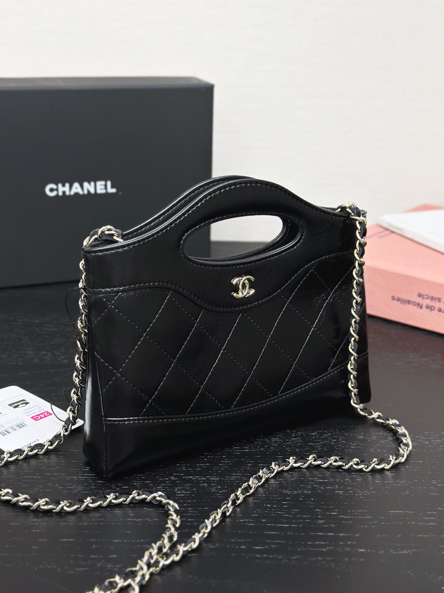 Chanel 24C cowhide 31bag nano 365600980