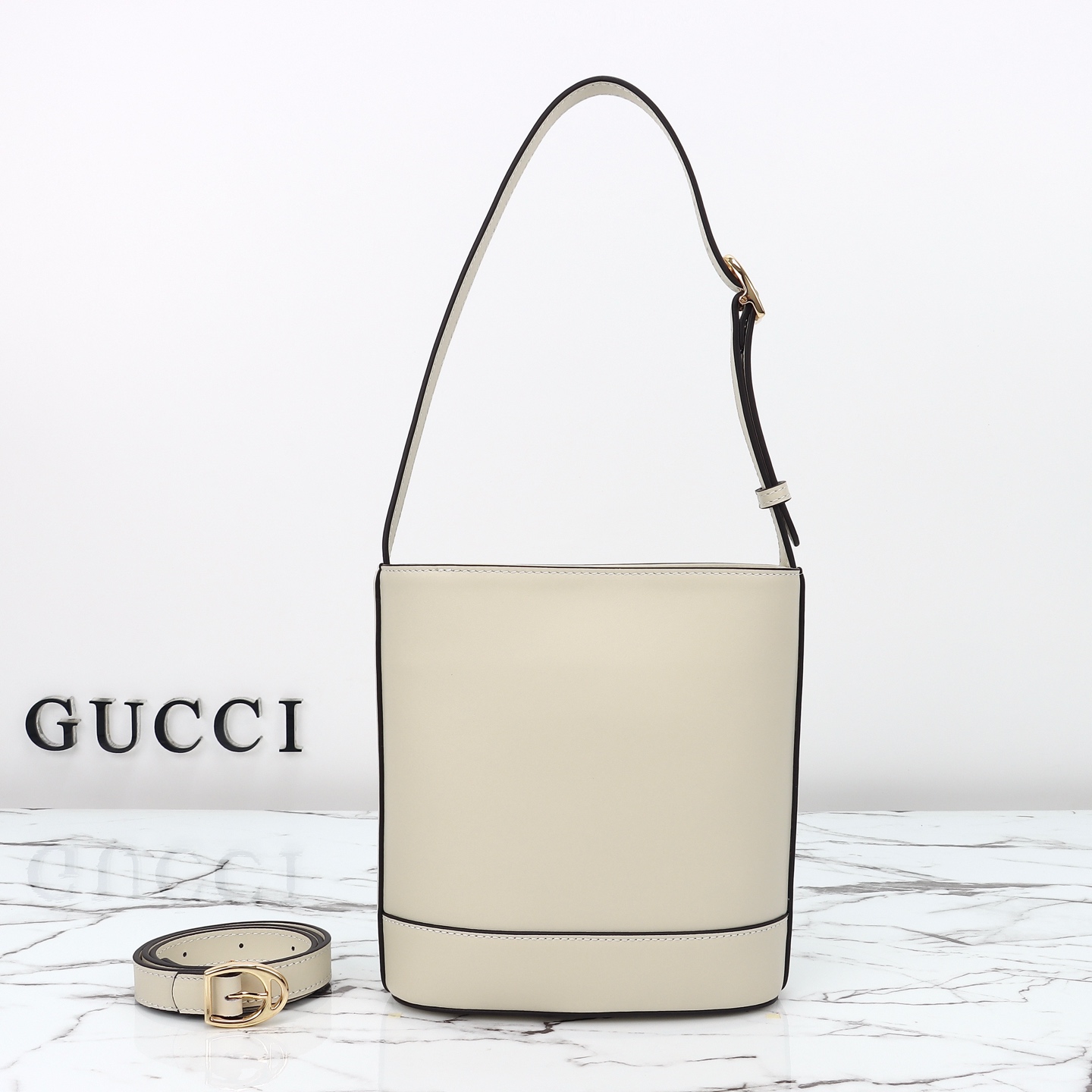 Gucci 73 small bucket bag ‎833665 AAEC2 9540