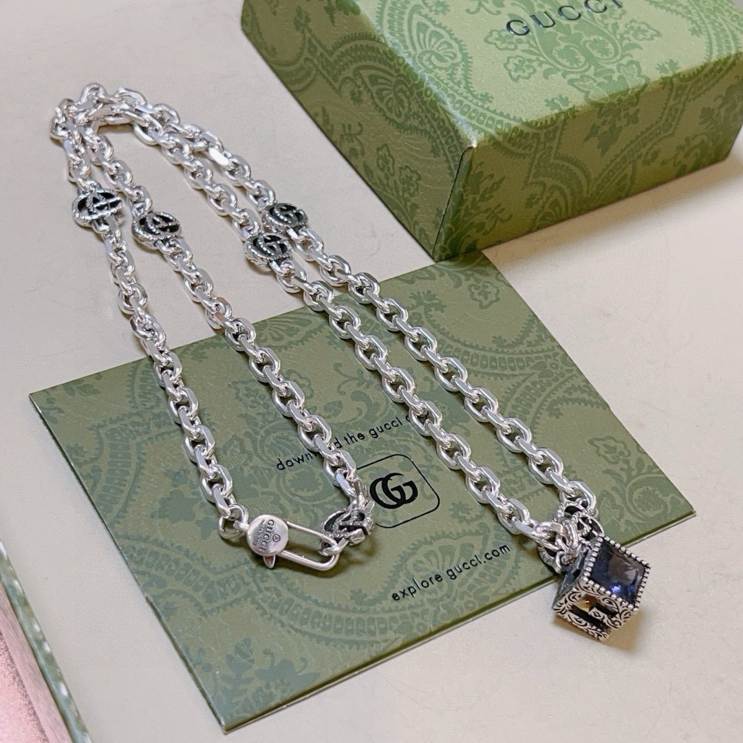 Gucci Anger Forest Series Diamond Hollow Cube Vintage Necklace