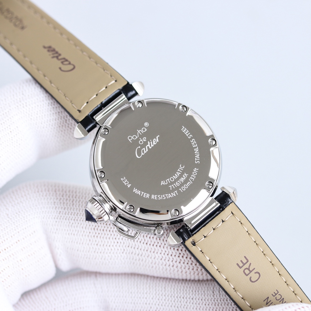Cartier's classic never-ending kettle Kapasha series