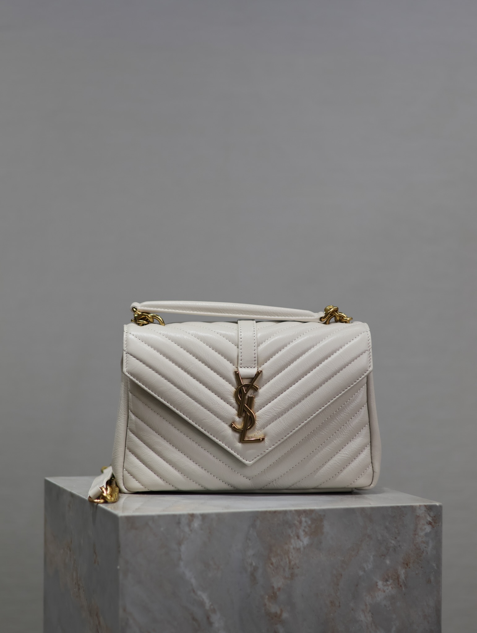 Yves Saint Laurent Monogram college messenger bag 392737