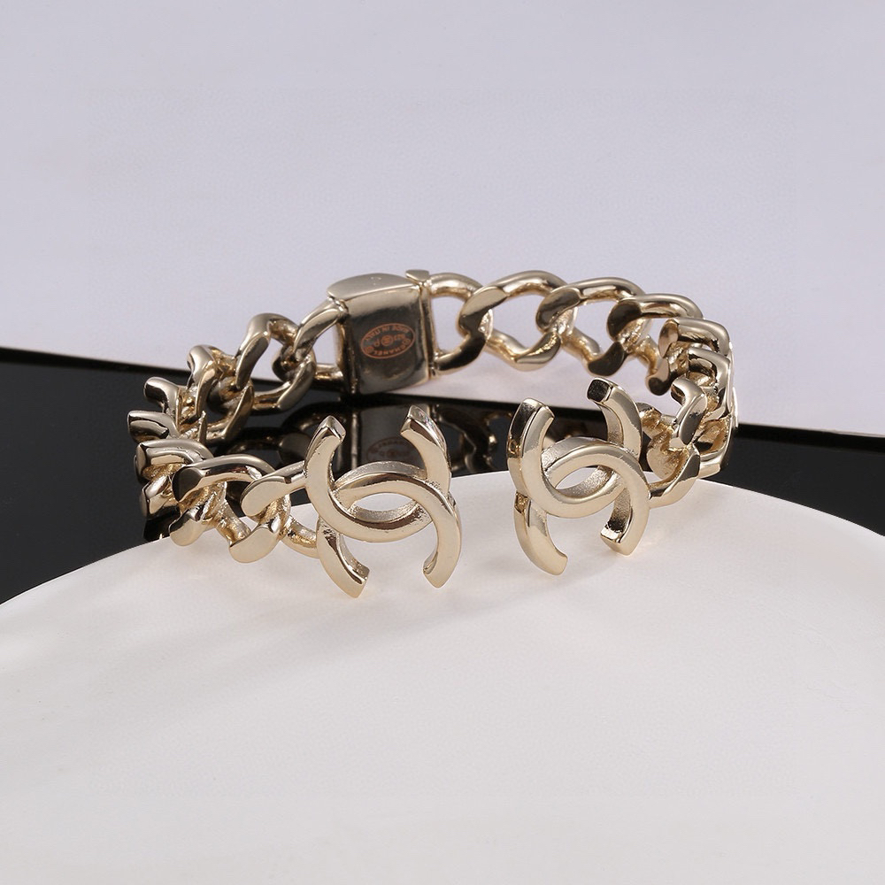 Chanel chain hollow bracelet