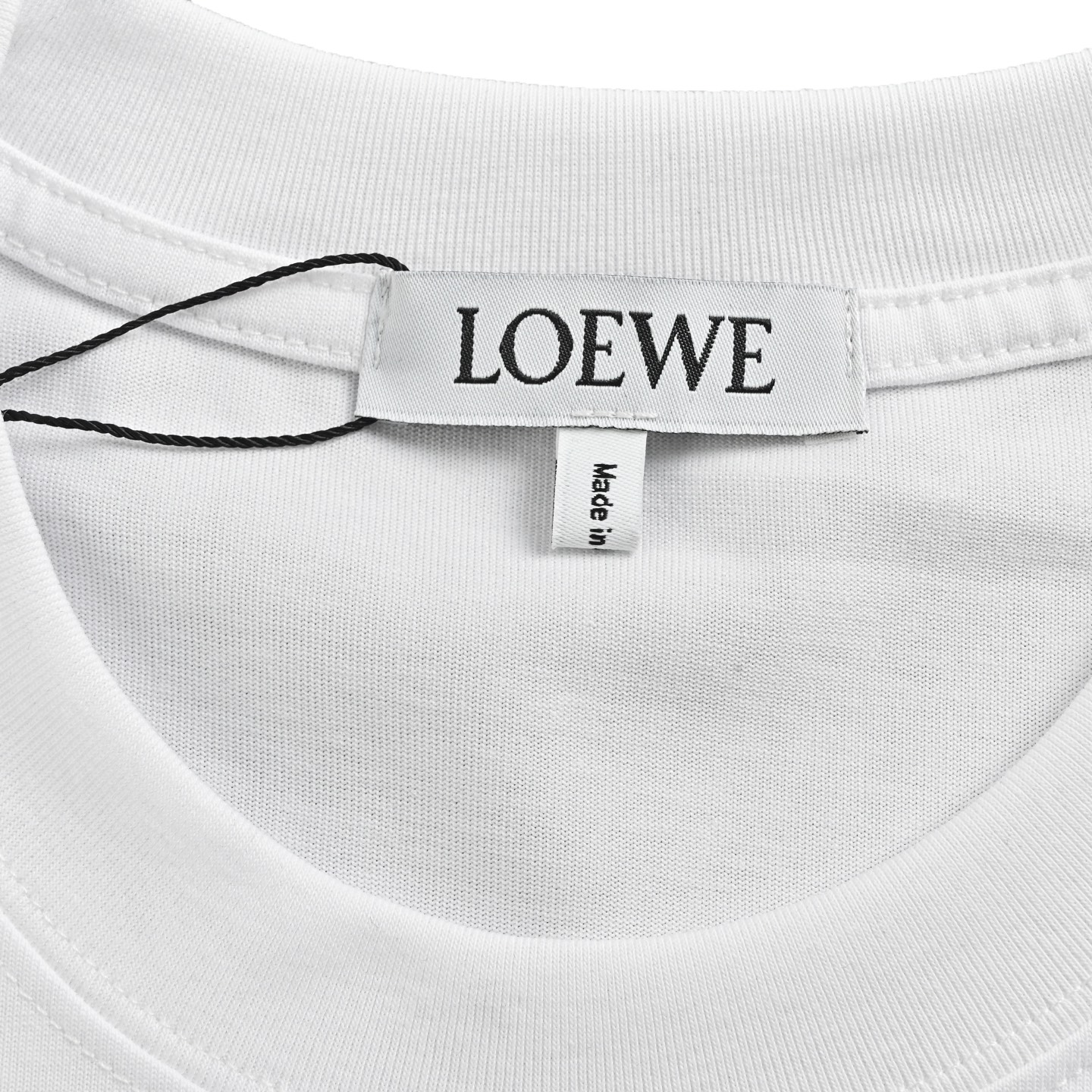 Loewe suna fujita joint whale girl embroidered short sleeve