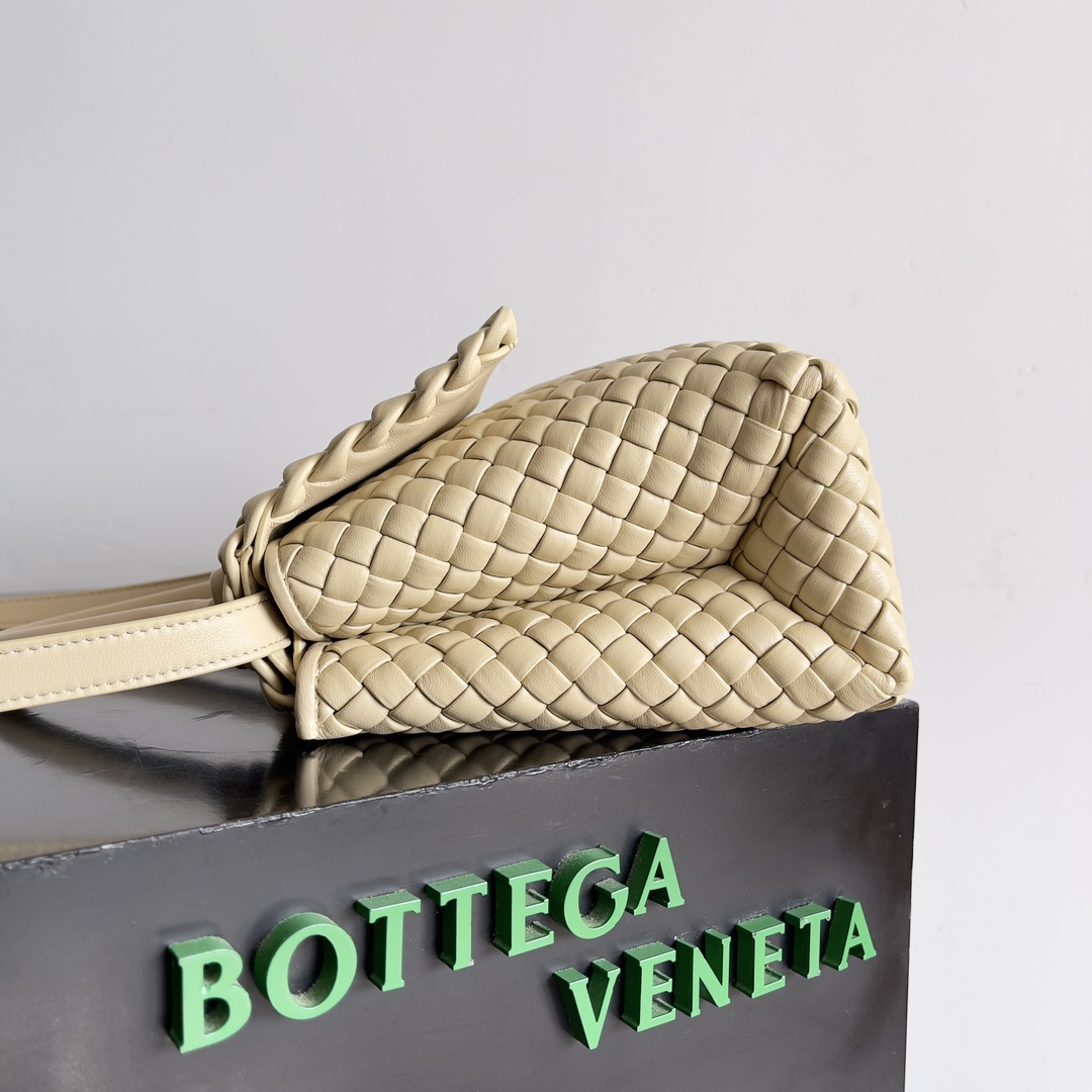 Bottega Veneta Patti Bag 776783