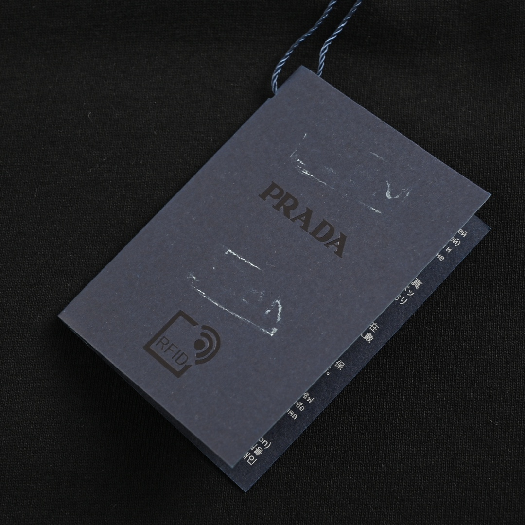 Prada 24ss triangle logo laminated short sleeves