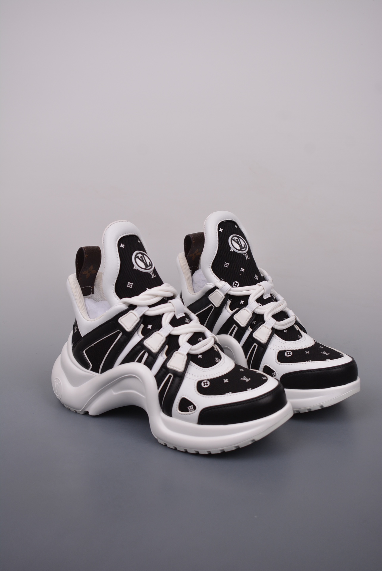 Louis Vuitton Archlight Sneakers black and white print 1ACL1A
