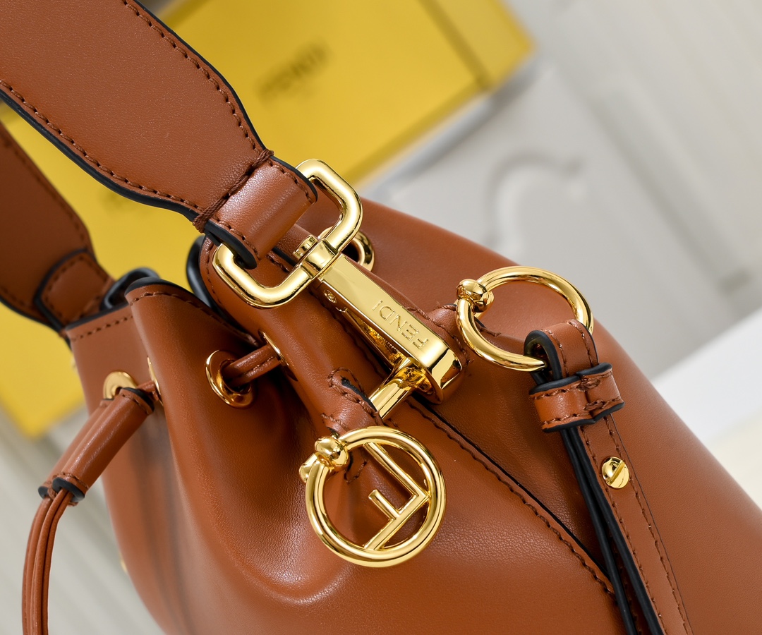 FENDI Roma series Mon Tresor small bucket bag 4405