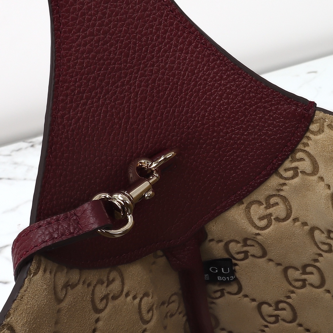 ci B large shoulder bag ‎820169 AAEJU 6248
