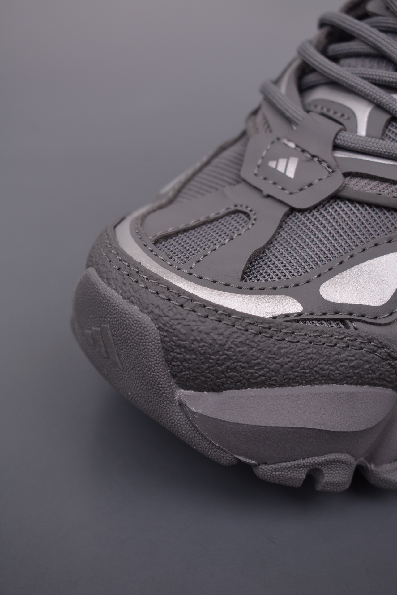 Adidas XLG Runner Deluxe Cement Dark Grey Silver JR9174