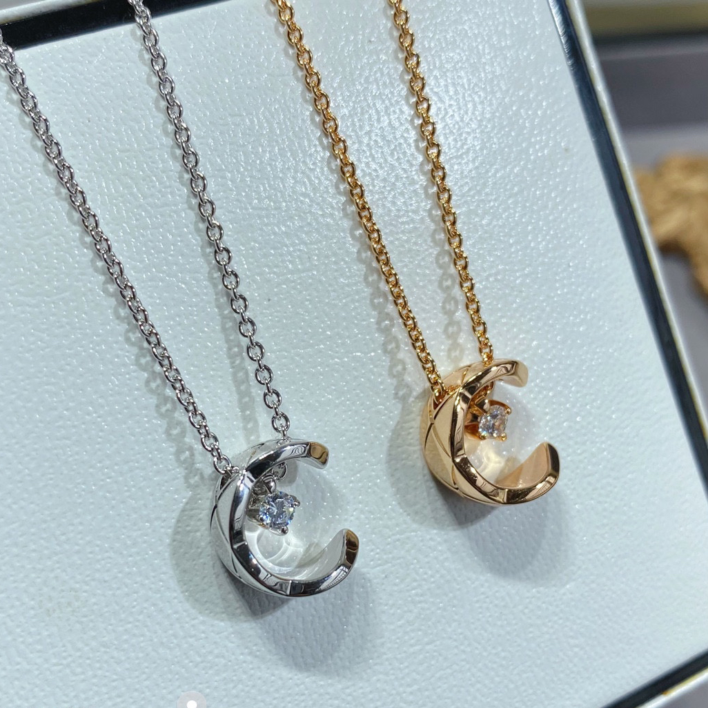 Chanel CNC Carved Diamond Water Moon Necklace