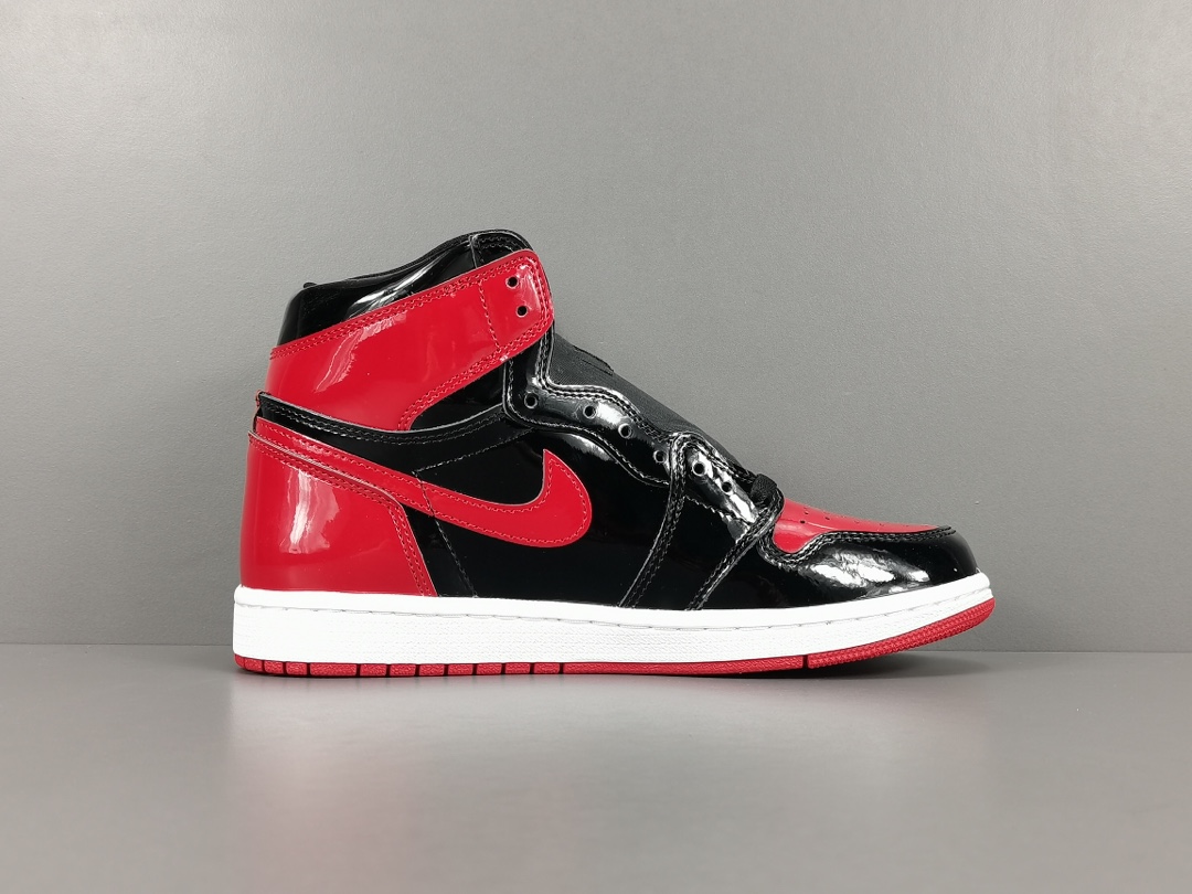 Nike Air Jordan 1 Retro High OGWide Patent 555088-063