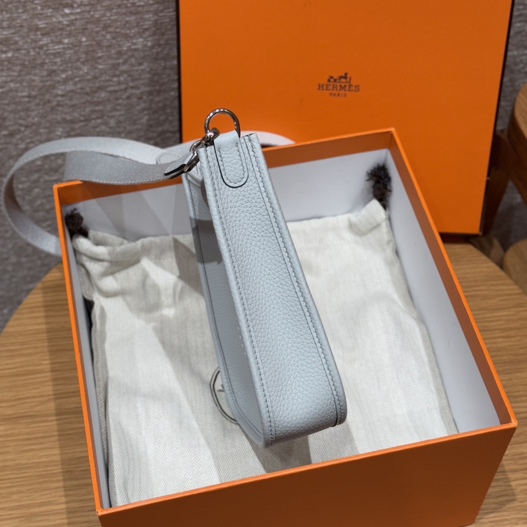 Hermes Evelyne 08Blue pale handbag (handmade to order)