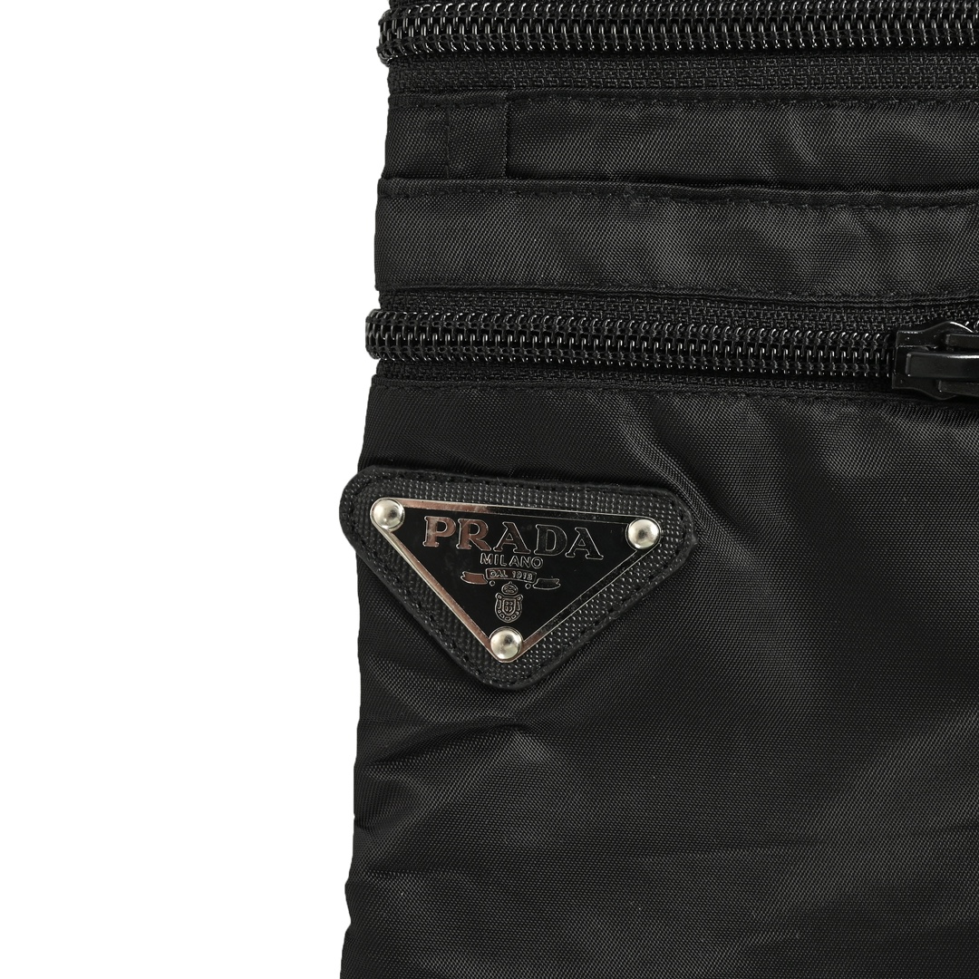 Prada 24Fw cargo pocket recycled nylon trousers