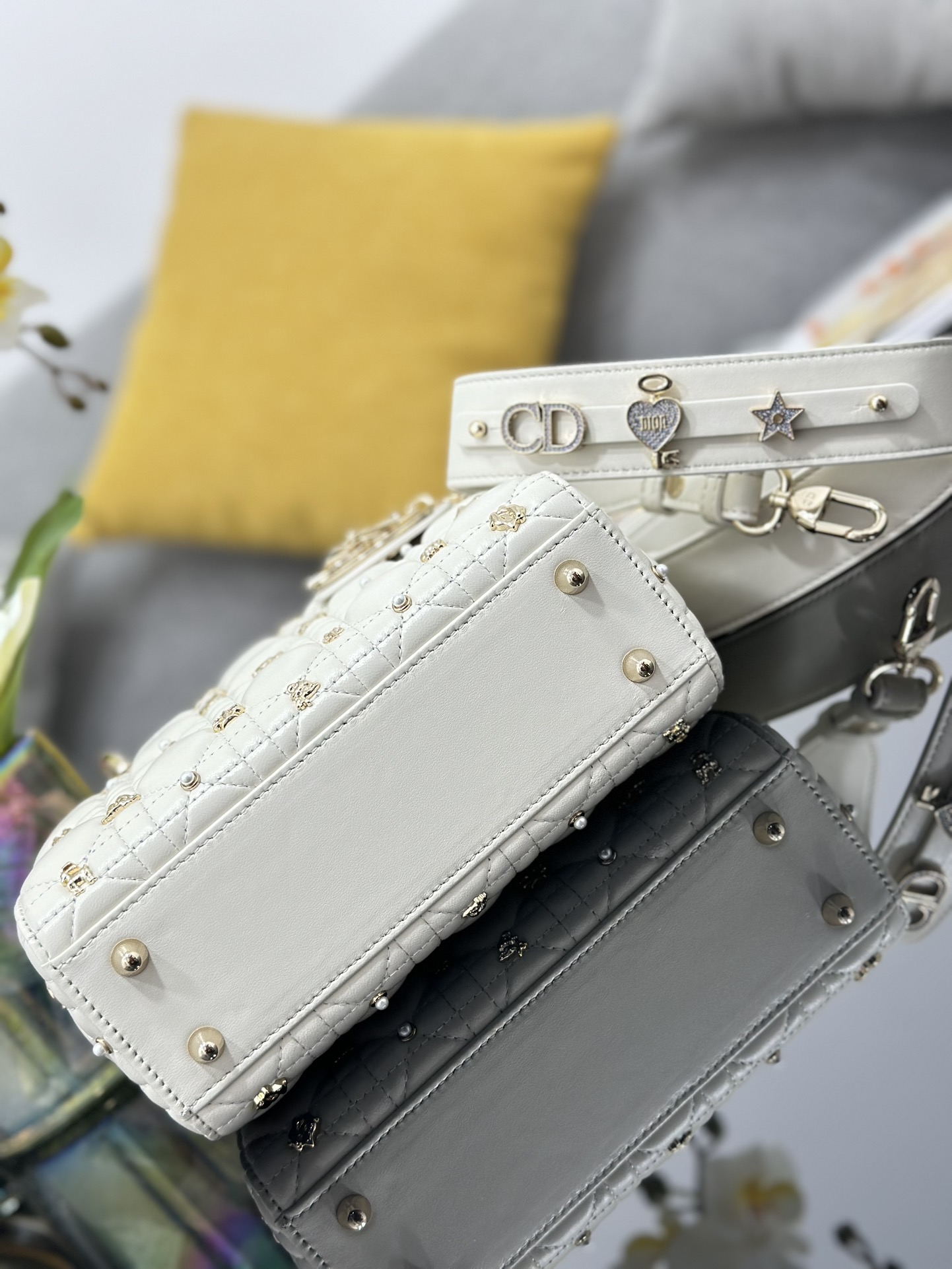 Dior Lady Four-grid Constellation Stud White Lady Bag M0538