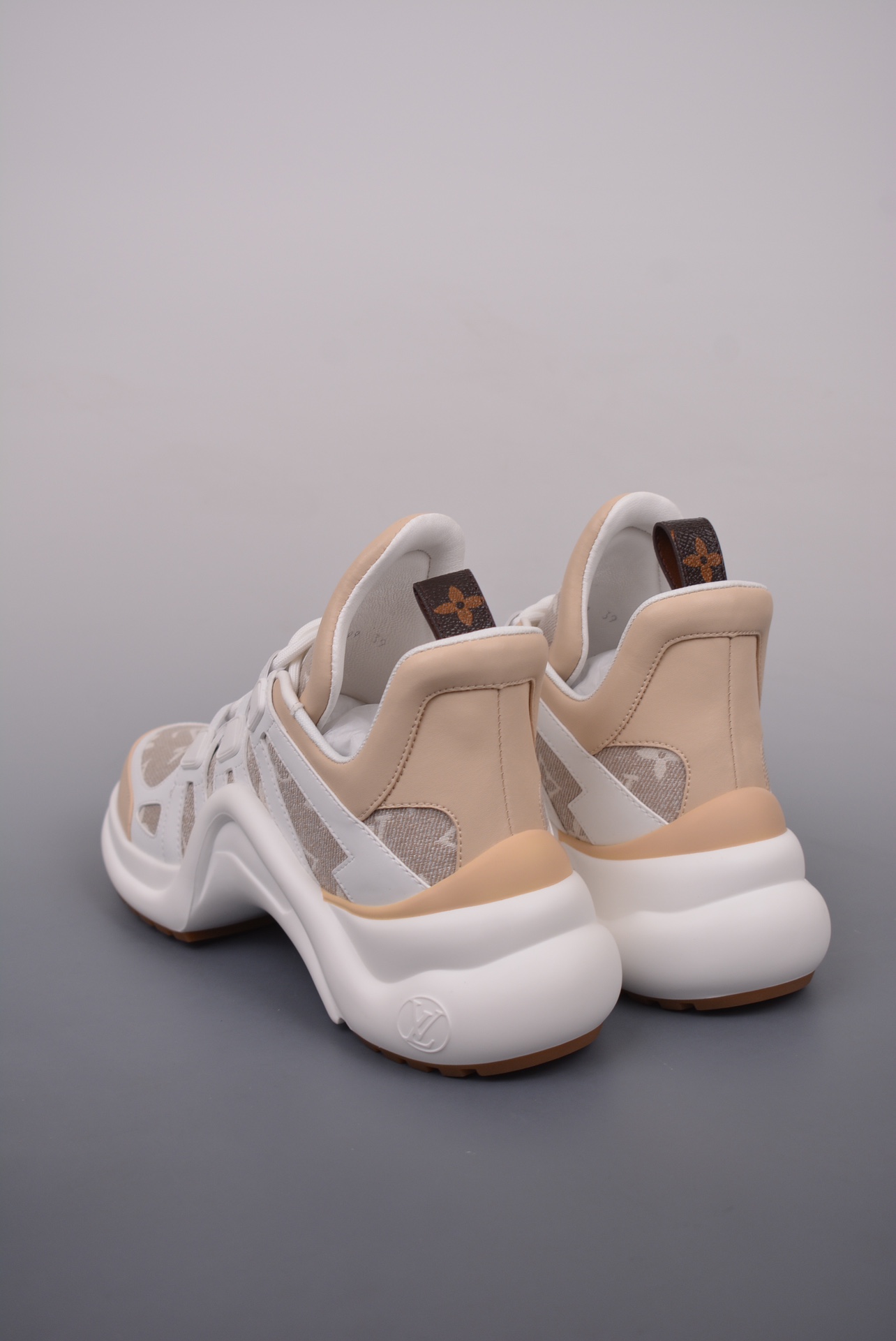 Louis Vuitton Archlight Sneakers Off-White Jacquard