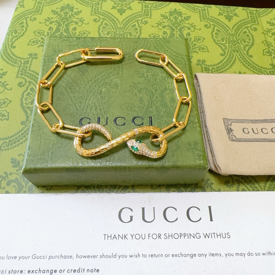 Gucci Diamond Snake Bracelet