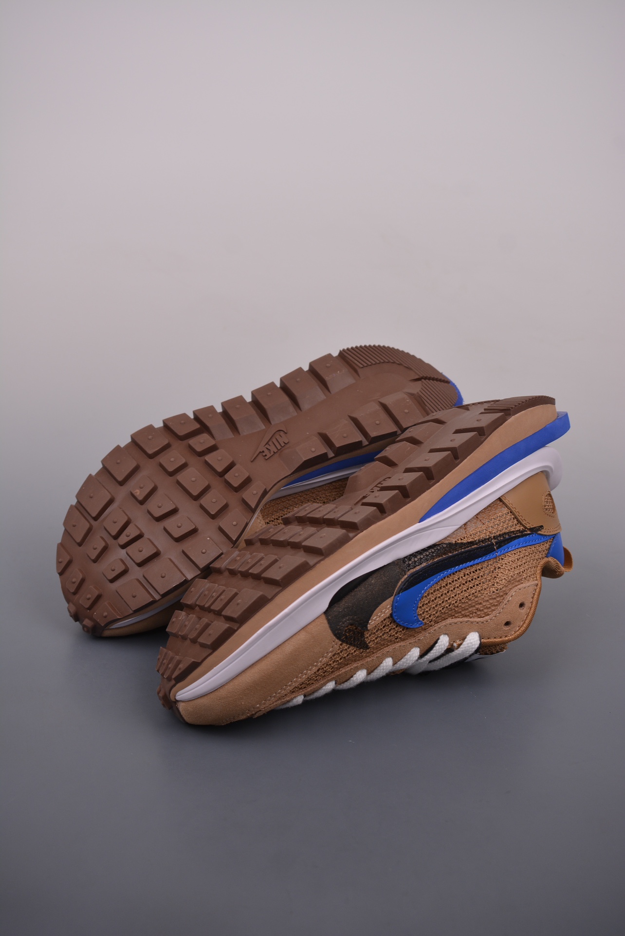 Sacai x Nike VaporWaffle 3.0 Brown lack Blue CV1363-201