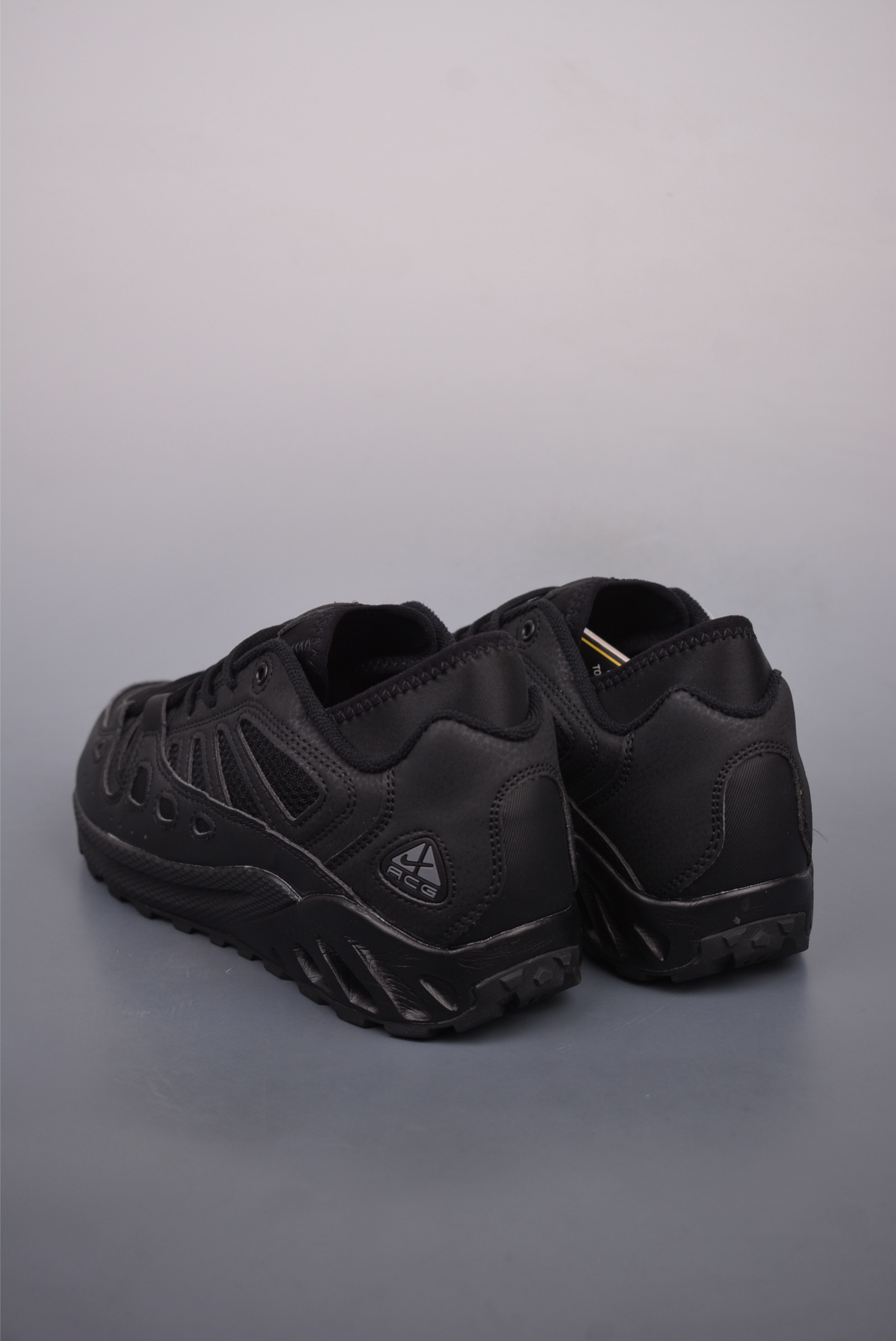 Nike ACG Air Exploraid Black Warrior FJ1920-310