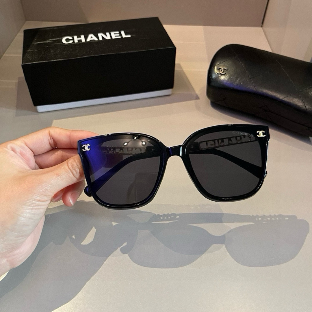 Chanel round frame sunglasses