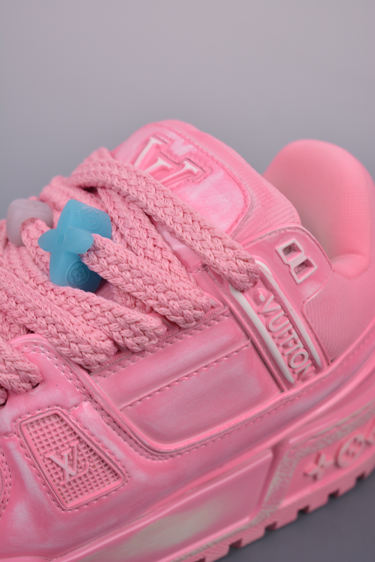 Louis Vuitton Trainer Maxi Low Sneaker Pink Distressed